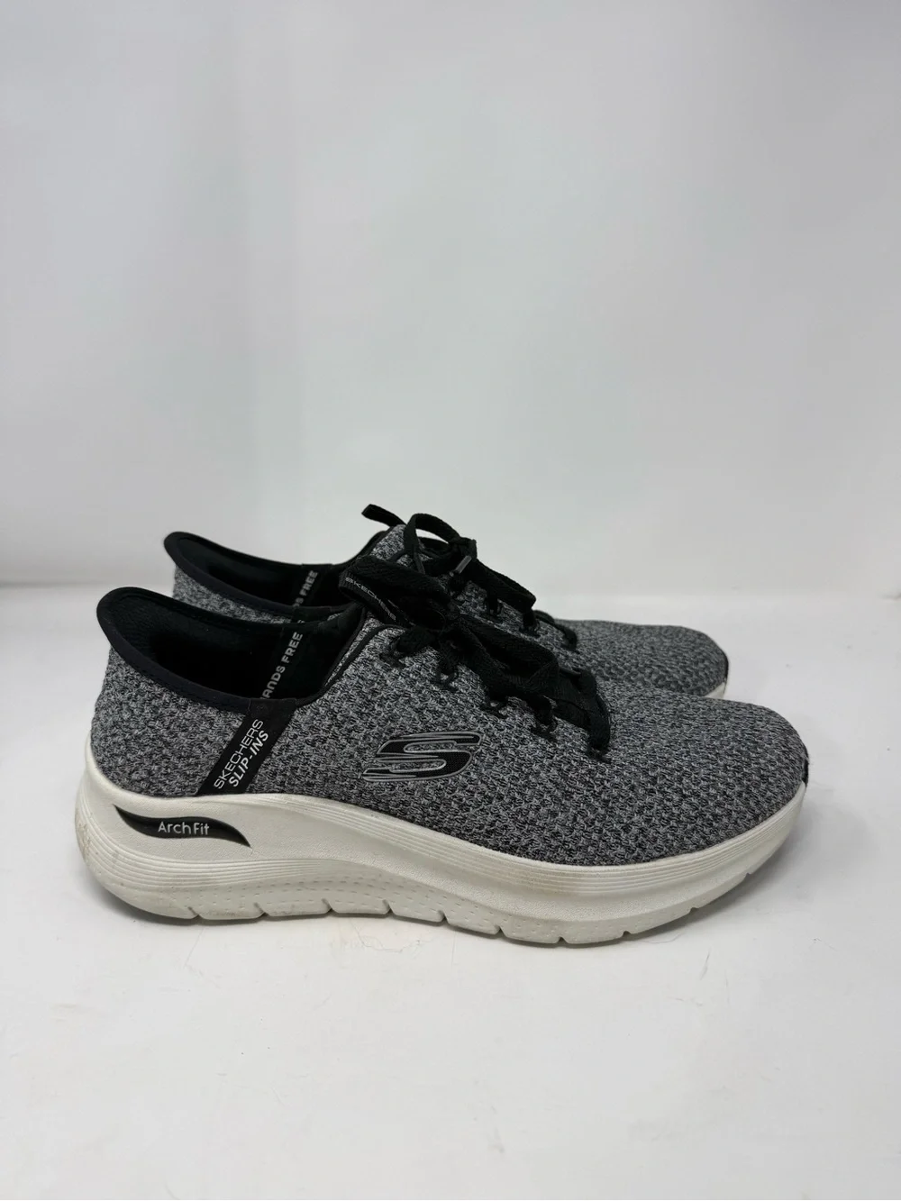 EUC Men’s Skechers Hands Free Slip-ins Arch Fit 2.0 sneakers Sz 8 (FXMNLE)